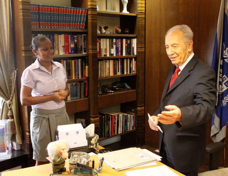 A Personal Recount of Shimon Peres