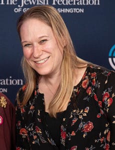 Eva 300x392 Eva Davis